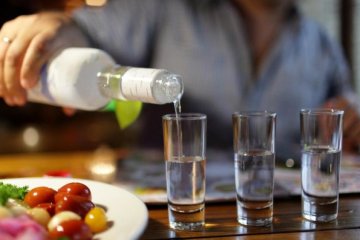 Опасно для жизни: чем лучше не закусывать алкоголь