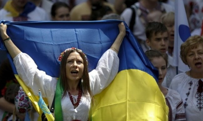 Українці стали в 2 рази оптимістичніше, ніж в стабільному 2013 році - соціолог