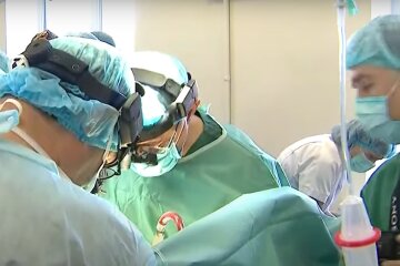 У молодої українки знайшли рак грудей, сім'я витратила на лікарні все: "Хочу жити!"
