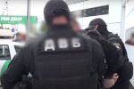Під Дніпром неадекват з ножем взяв у заручники травматологію
