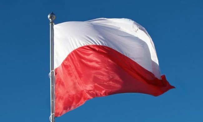 Нож в спину: поляки возведут памятник "жертвам украинских националистов"