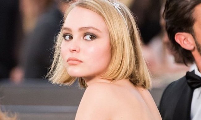 Лілі-Роуз Депп