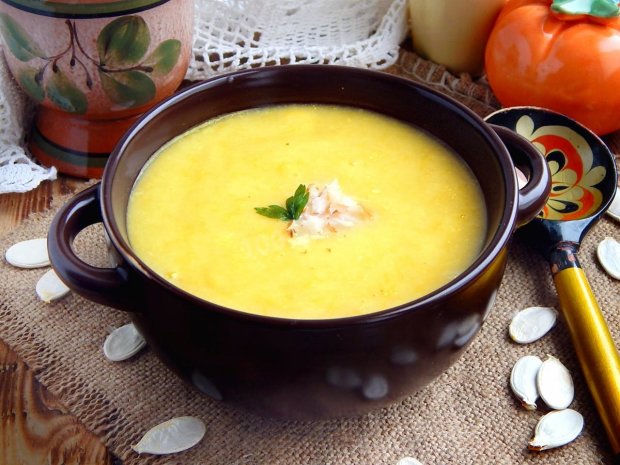 гарбузовий суп-пюре з сиром: чудовий рецепт всього за 25 хвилин