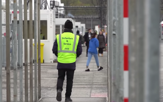 Украинских беженцев оставят без копейки: Германия готовит новые правила