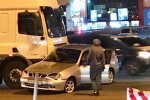 У Києві автохам спричинив величезний затор: "перейшов" дорогу фурі