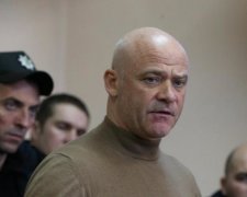 Труханова у відставку: розлючені одесити штурмують мерію
