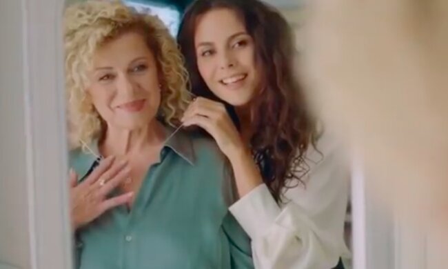 Настя Каменских, instagram.com/kamenskux/