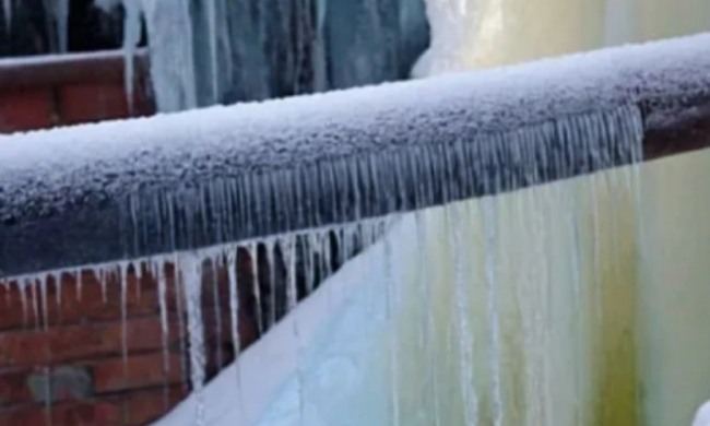 Замерзлі труби, кадр з відео