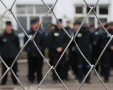 Кримські зеки будуть досиджувати в Україні