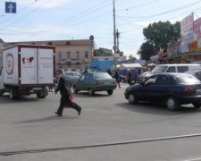 Новий закон позбавить сну не лише водіїв, а й пішоходів