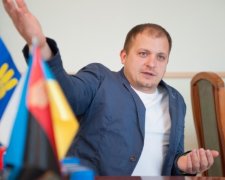 Мер Конотопа влаштував дебош під час обговорення громадськістю проблем міста