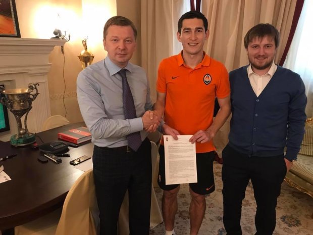 Шахтар підписав новий контракт з лідером клубу