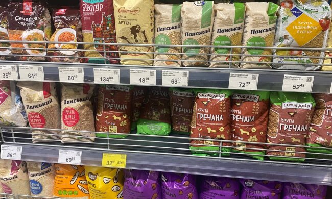 Продуктовая палитра в новогоднем обличии: как изменились цены на гречку, рис, макароны и подсолнечное масло