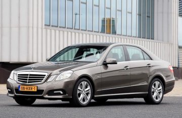 Голова Полтавщини виділив заступнику "гуманітарний" Mercedes