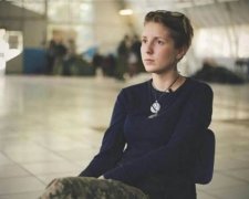 Відома волонтерка в інвалідному візку відкрила душу красі: зворушливі фото