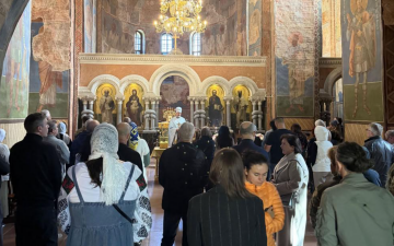 Кирилівська церква, молитва