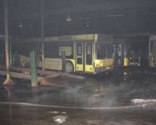 У Києві палав автобусний парк