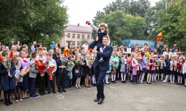 День знаний 2019: красивые поздравления в стихах