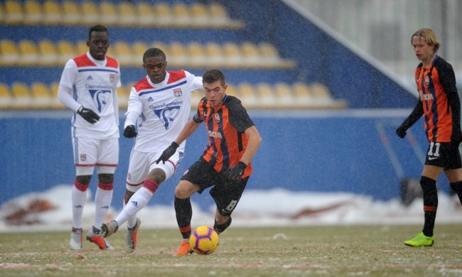 Шахтар прикро упустив перемогу в матчі з Ліоном і вилетів з Юнацької ліги УЄФА