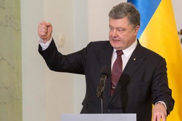 Порошенко придумав покарання кримчанам, які ходять на вибори Путіна