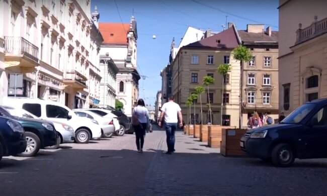 вулиці Львова, скріншот з відео