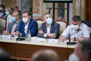 Гетманцев из "Слуги народа" заболел на коронавирус: "Откуда подцепил, не знаю"