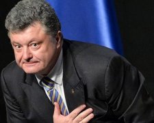 "Порошенко - трус!": целый город восстал против кражи на армии - забрали у нищих украинцев последнее