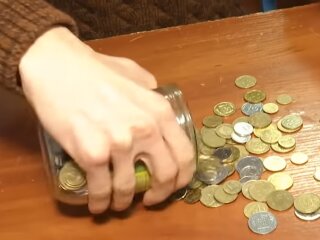 Монеты, скриншот: YouTube