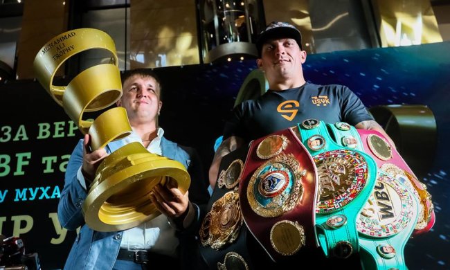 Олександр Усик