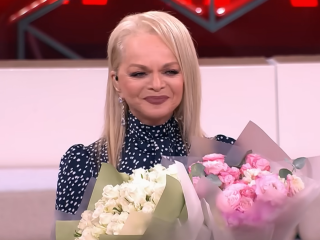 Лариса Доліна, кадр з відео