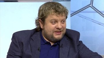 Російський коментатор привітав з Новим роком: "Слава Україні!"