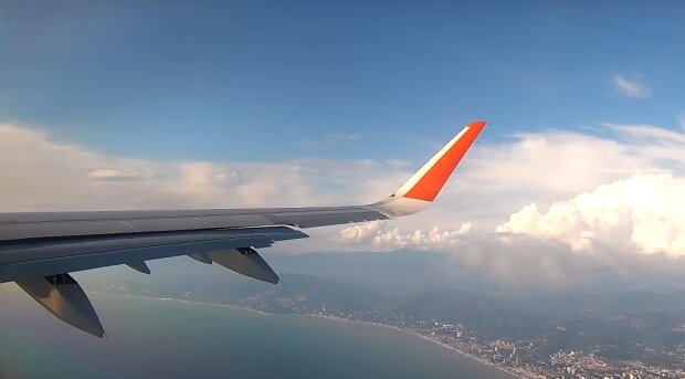 Вид с самолета, скриншот: Youtube