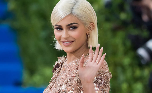 Узнали бы? Кайли Дженнер кардинально изменила себя