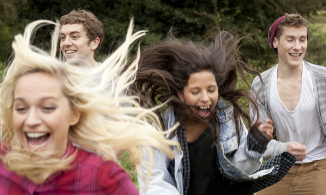 Отримай відповідь: чому чоловіки і жінки виражають щастя по-різному