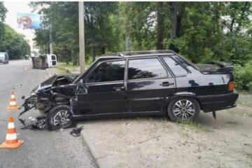 В Харькове три автомобиля попали в масштабную аварию