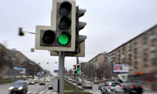 Журналисты проверили эффективность "Зеленой волны" в Киеве
