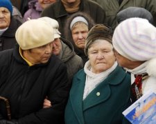 Украинцам объяснили, кому повысят пенсии