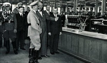 BMW вибачився за співпрацю з Третім Рейхом