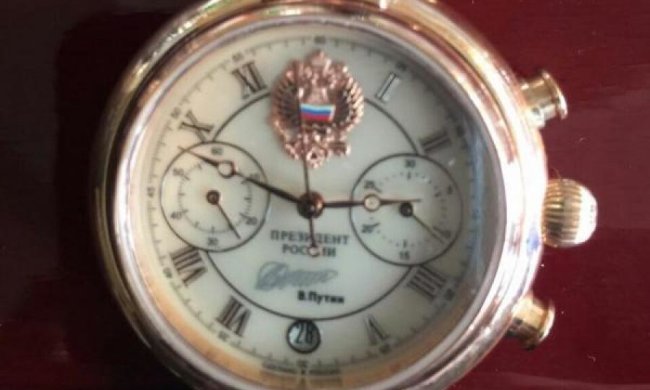 У директора дніпровського підприємства знайшли іменний годинник Путіна
