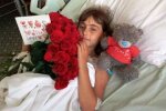 Маленька принцеса залишилася без ніг після страшної аварії, батьки благають на всю Україну: "Врятуйте Софійку"