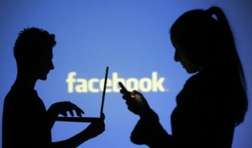 Європейців звільняють за пости в Facebook