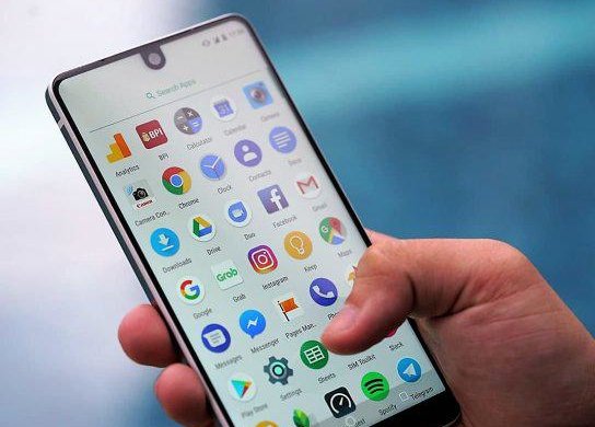 Essential Phone оснастять людським мозком
