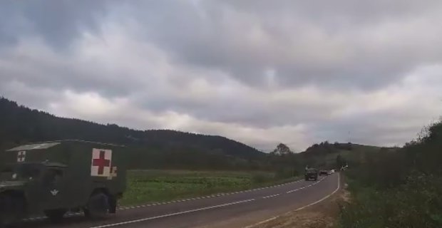 Военная колонна на Закарп