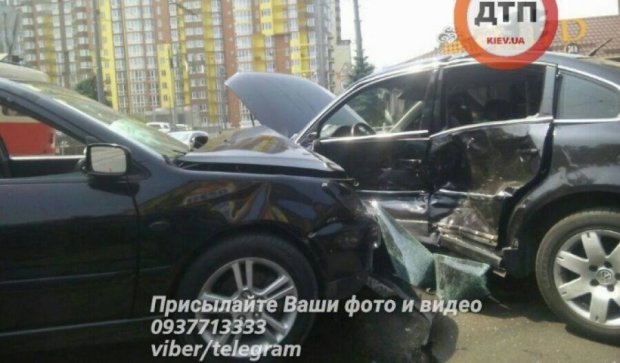 Авария на Лукьяновке спровоцировала масштабный затор