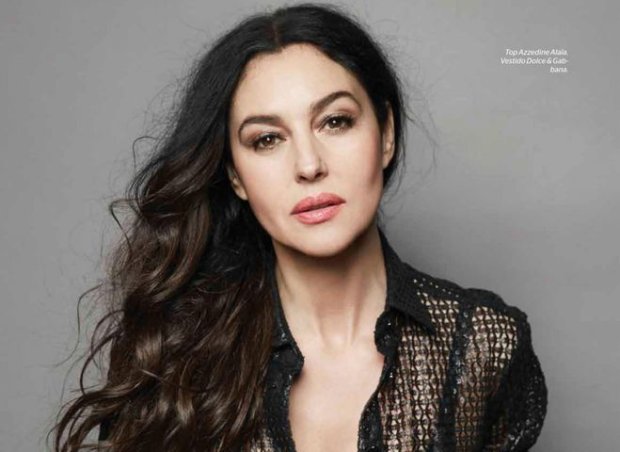 Полностью голая Моника Беллуччи (Monica Bellucci)