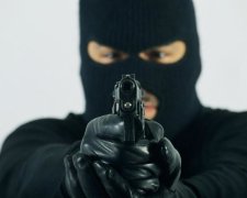 Вооруженное ограбление: сын нардепа причастен к ряду преступлений?
