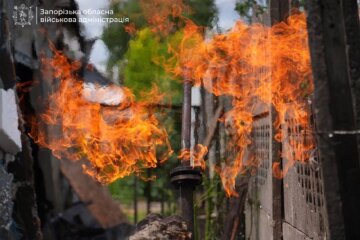 Атака БпЛА на Запоріжжя - пожежа в приватному секторі