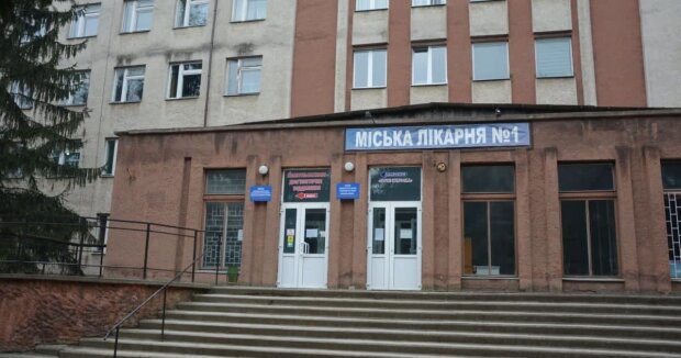 В черновицкой больнице прогремел взрыв, есть пострадавшие