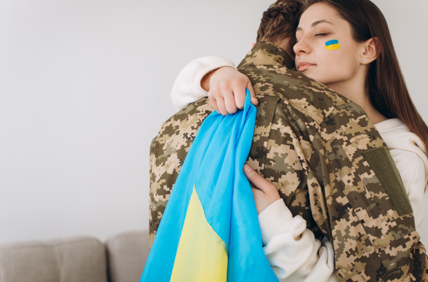 Він не став чужим – він просто інший: як допомогти військовим після фронту і не "поранити" ще сильніше