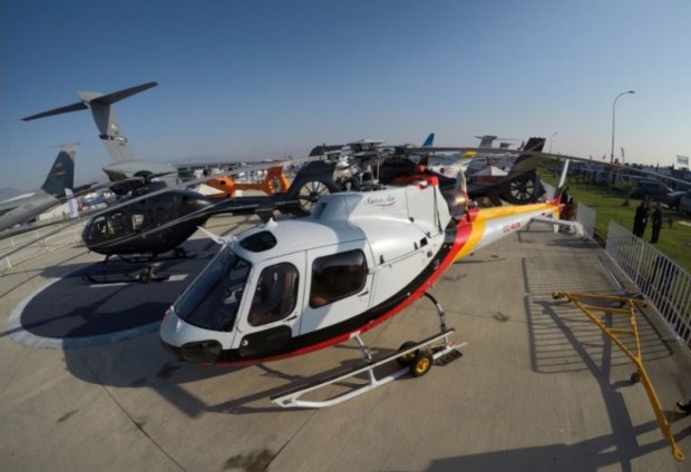 "Вертолеты Азарова" Airbus прилетели в Украину